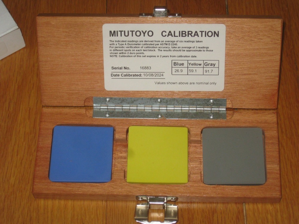 NEW Mitutoyo 64AAA964 Durometer Test Block Set