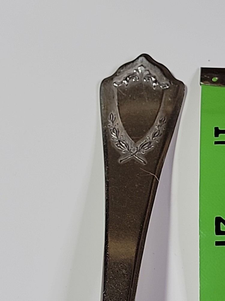 WARWICK WAW2 Pattern oval soup spoon and three teaspoon lot. Very nice.