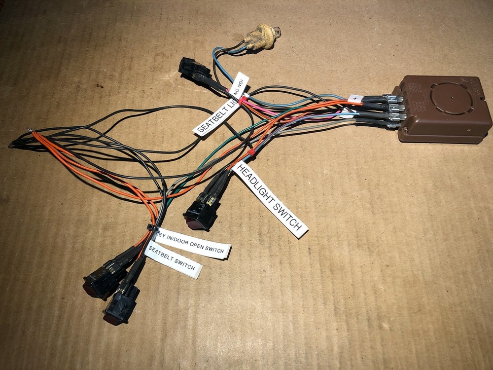 OEM Chevy Camaro 93-95 Headlight Seat Belt Warning Chime Module Buzzer 14101255