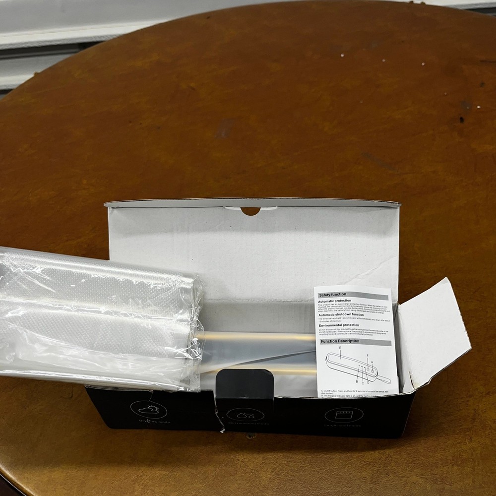 Multi-Functional Portable Automatic Food Sealer Machine White, Wireless, Compact