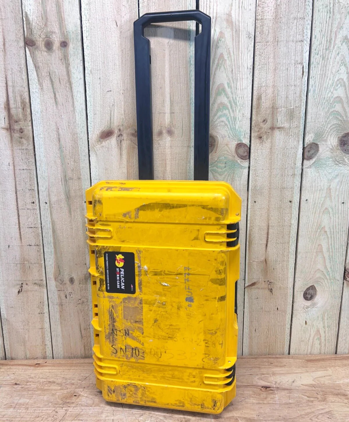 Pelican IM2500 Storm Case Waterproof Yellow Good Condition A/B