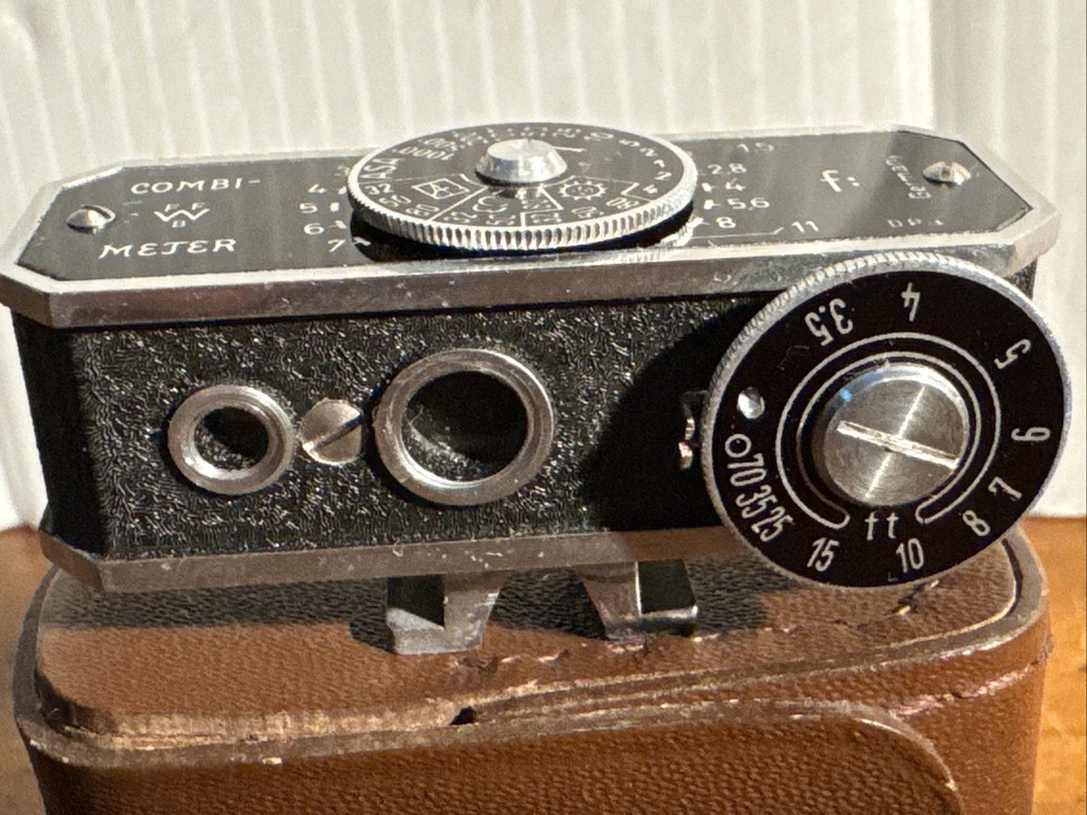 Vintage FFWB Combi-Meter Rangefinder Light Exp Meter &Leather Case,