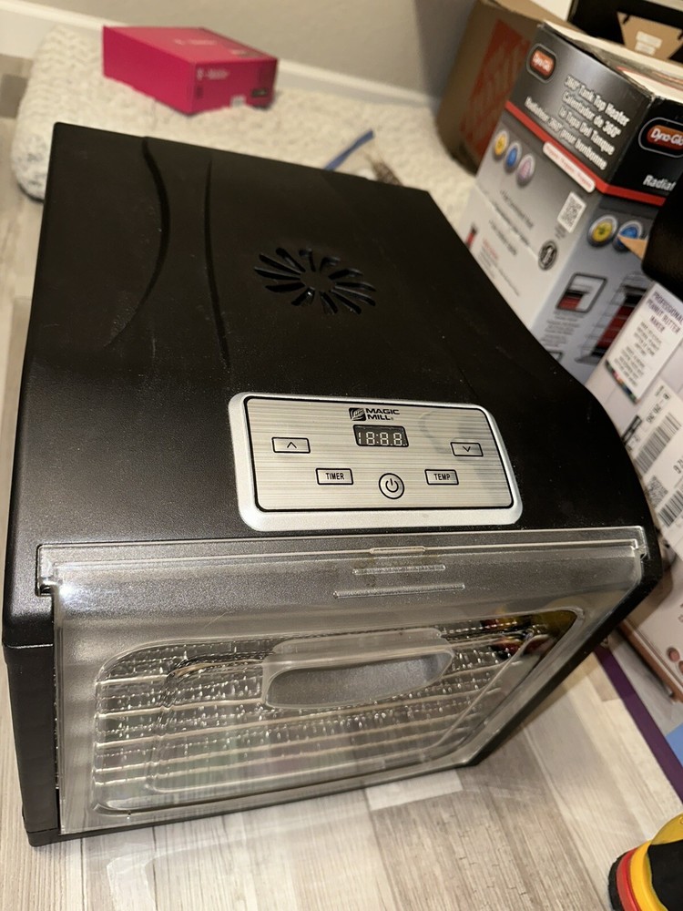 Magic Mill Magic Mill MFD-6100 Professional Desiccant Machine - Grey