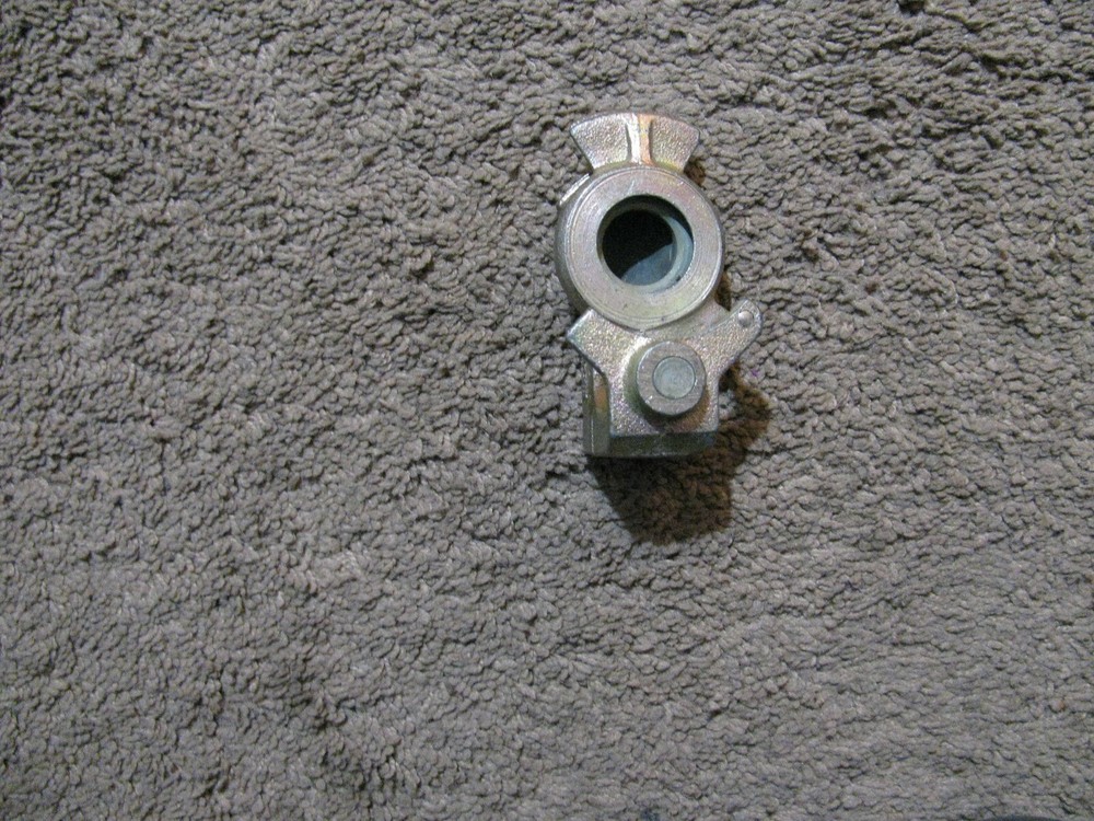 Universal Glad Hand, New