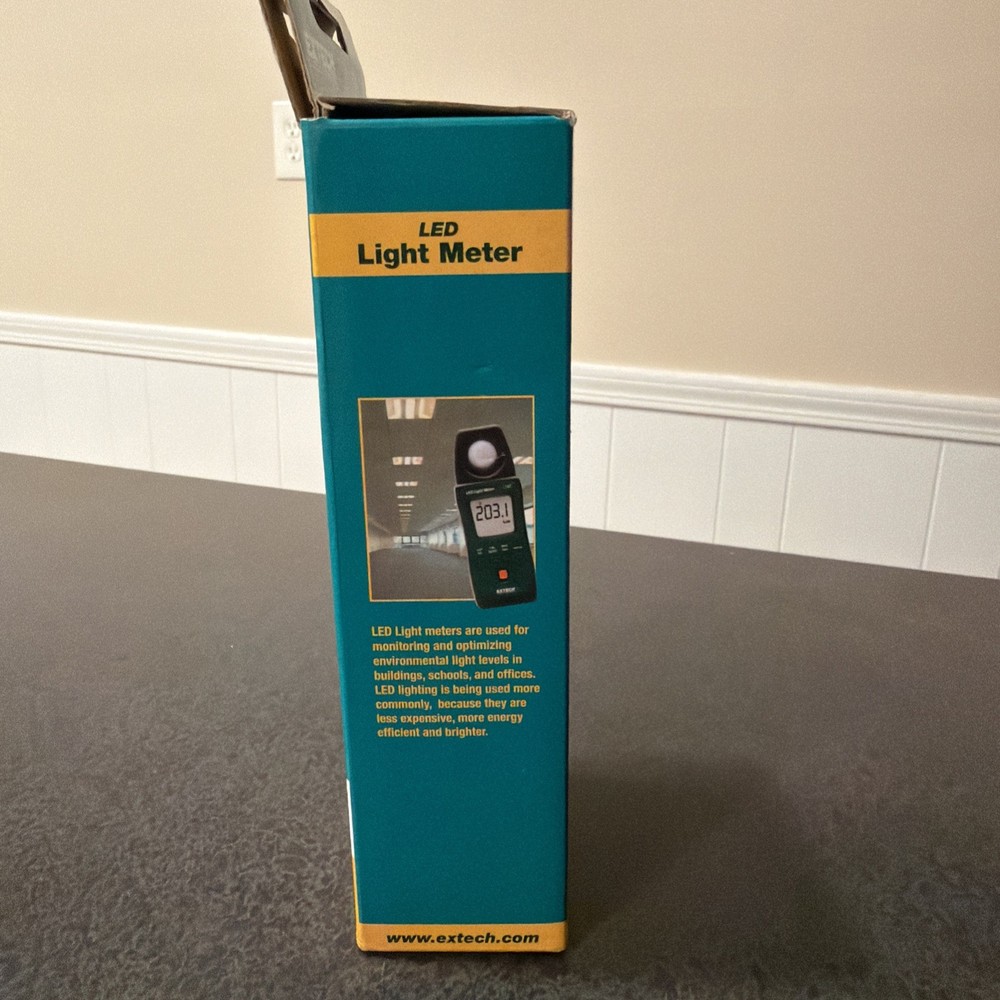 Extech LT40 LED Light Meter Complete Model