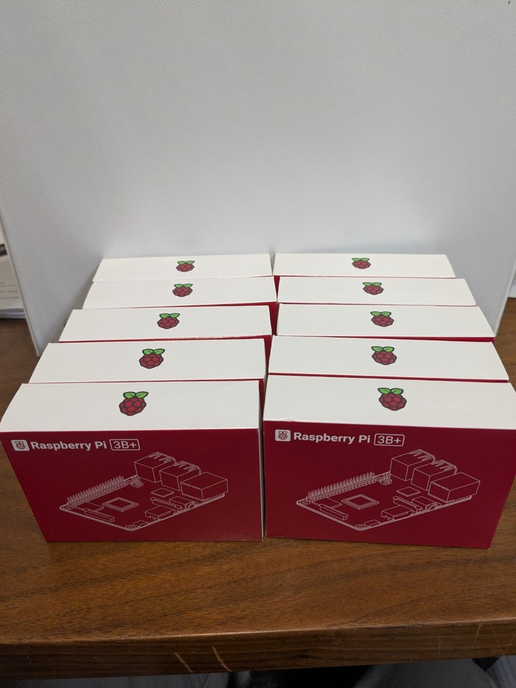 Bundle of 10 Raspberry Pi 3 Model B+