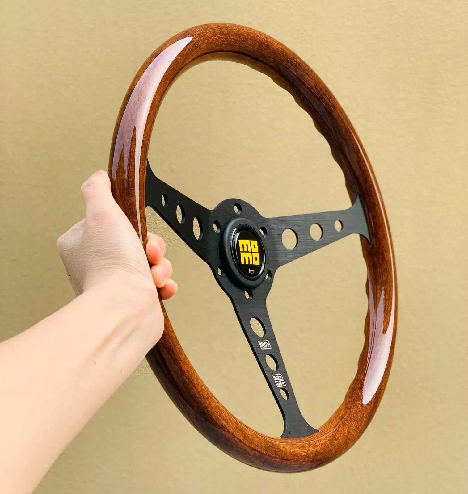 MOMO Heritage Indy Black Woodgrain Mahogany Wood Steering Wheel 350mm