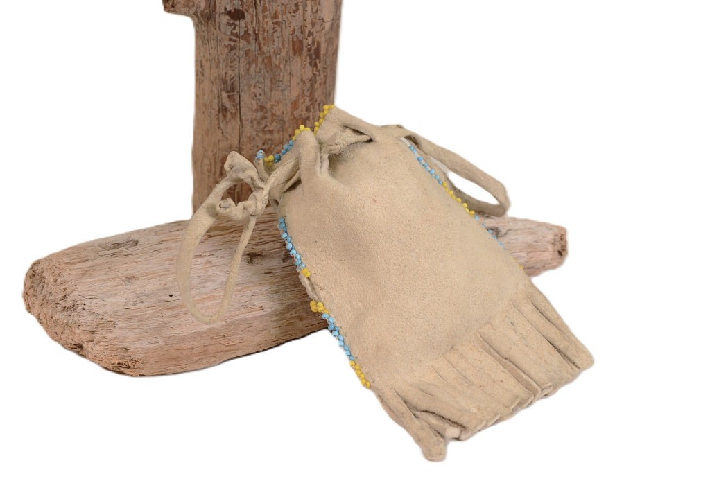 Ute Small Fringe Bag ca. 1940 Size 5.125" H included fringe x 3.25" W