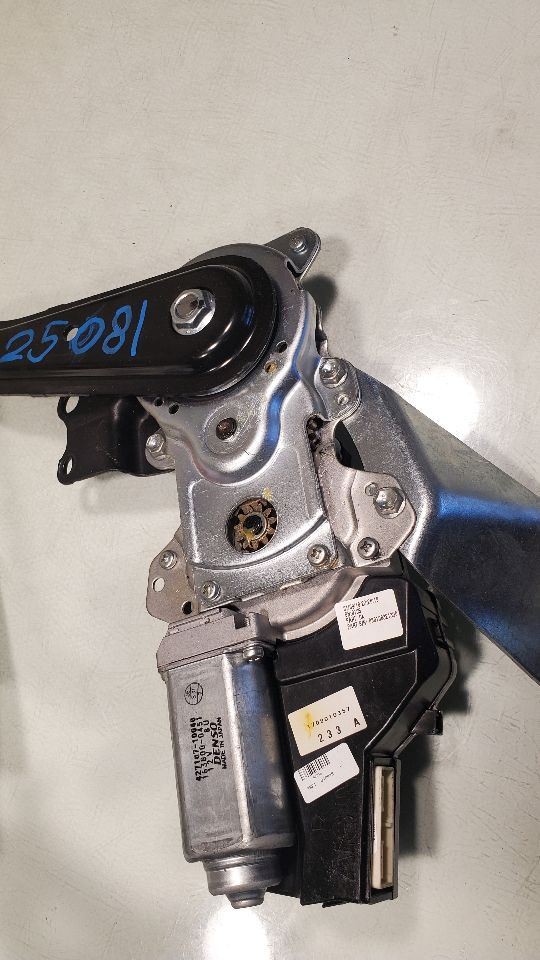 SIENNA 2018 TAILGATE MOTOR