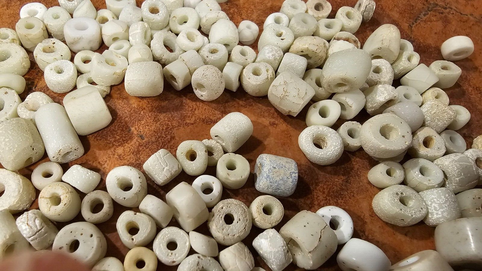 lot of 30 Indian Stone Trade Beads Ancient Beads