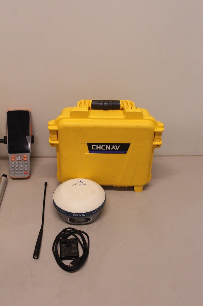 CHC i83 Rover, iBase Receiver, & Handheld Data Collector Bundle *Used*