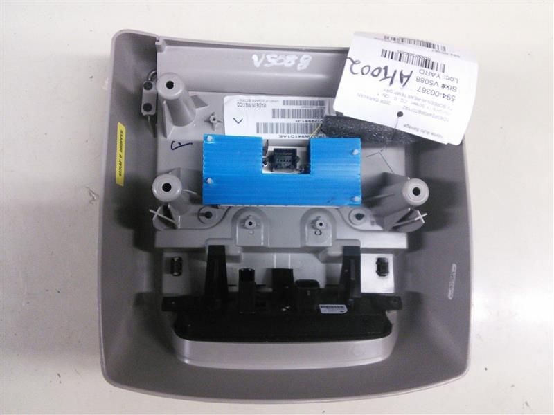 05 06 CARAVAN DISPLAY SCREEN 30685