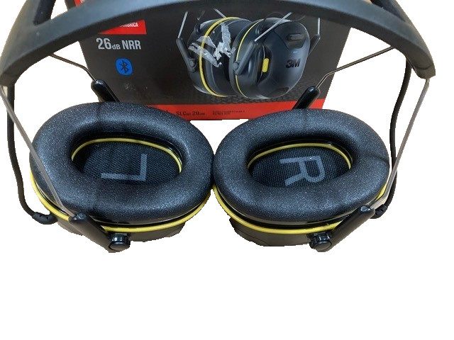 3M Worktunes Wireless Hearing Protector with Bluetooth, Black