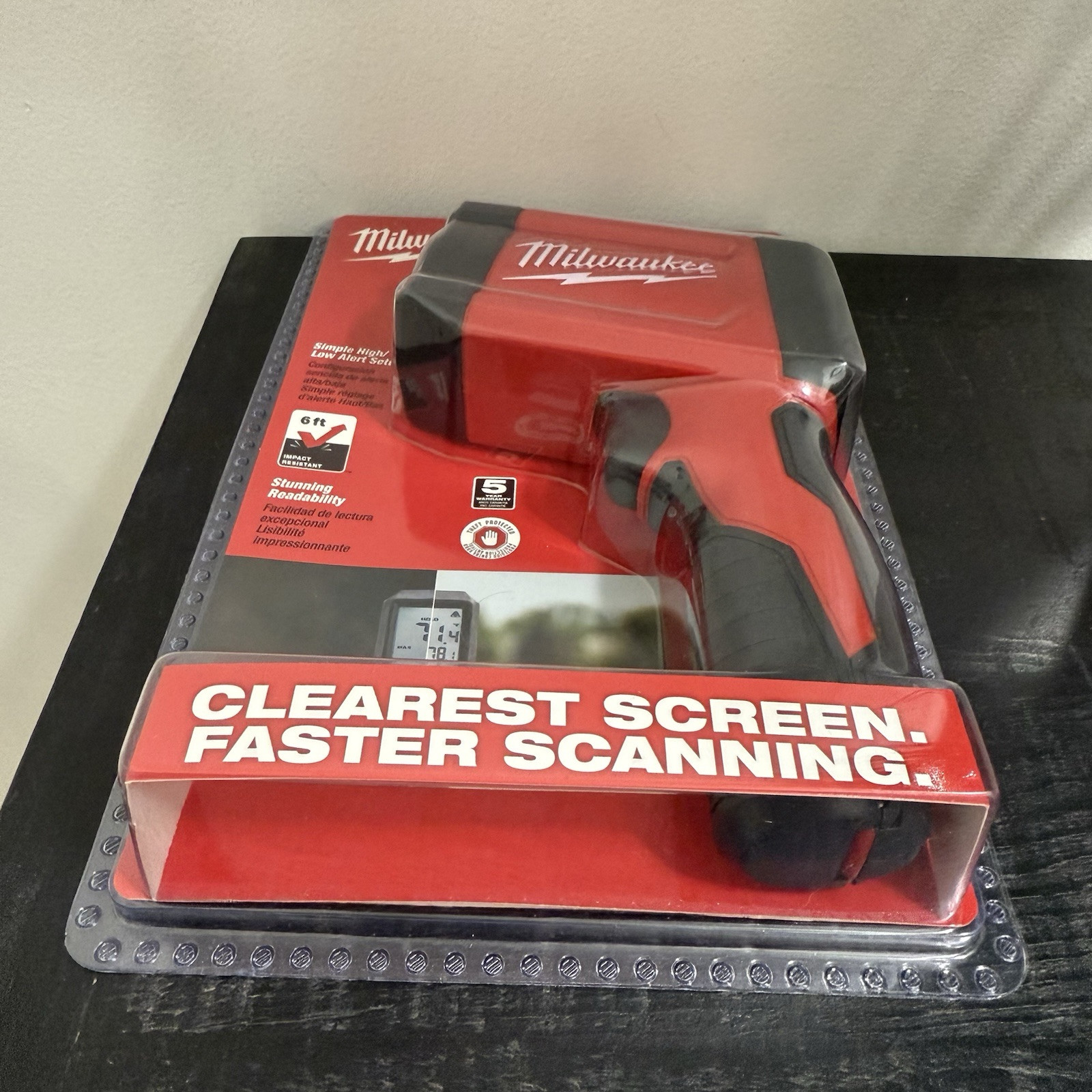 Milwaukee 2268-20 12:1 INFRARED TEMP GUN With 9V Battery New With Tags NWT