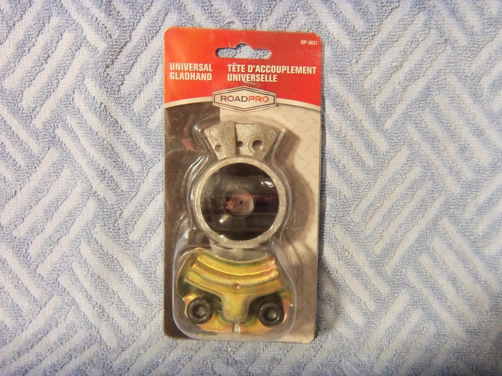 ROAD PRO UNIVERSAL GLADHAND # RP-3631