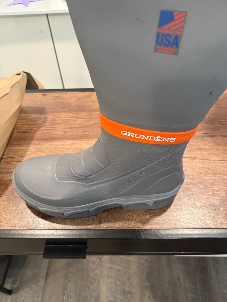 NIB Grundens 15" Deck Boot M15