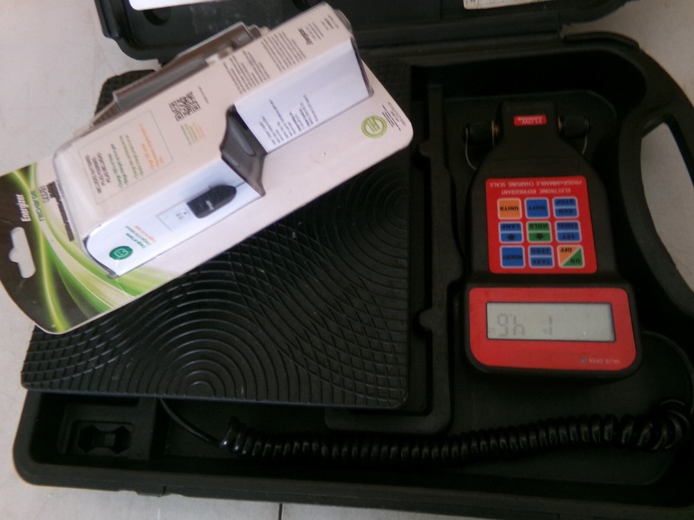 ZORO 5PWF7 PROGRAMMABLE REFRIGERANT SCALE