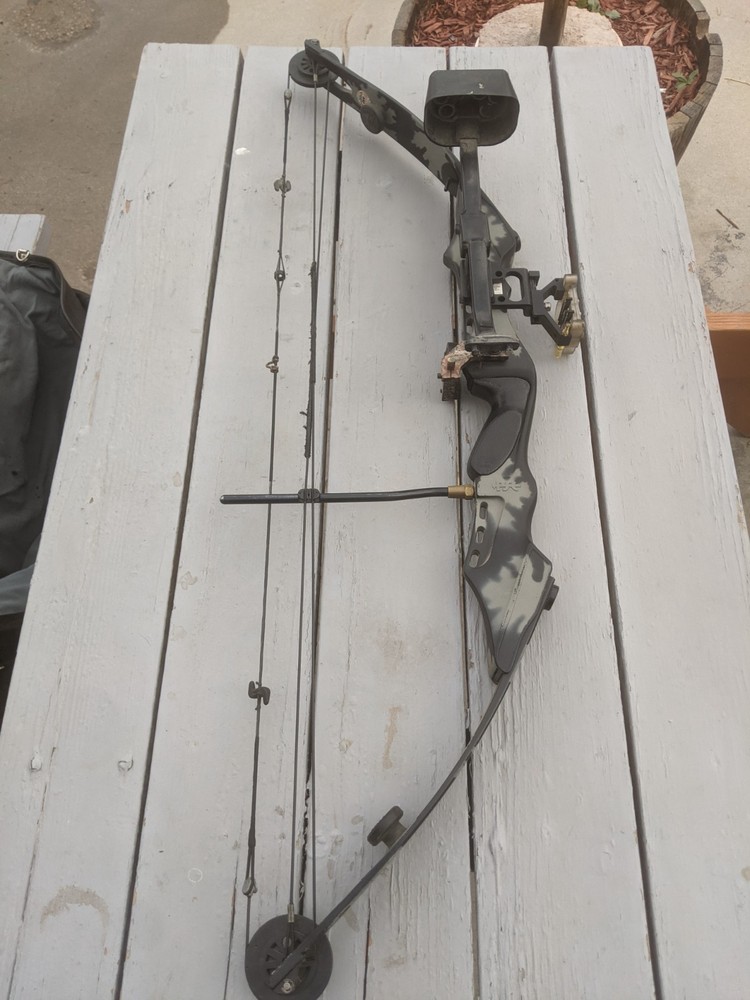 PSE Percisin Edge Compound Bow