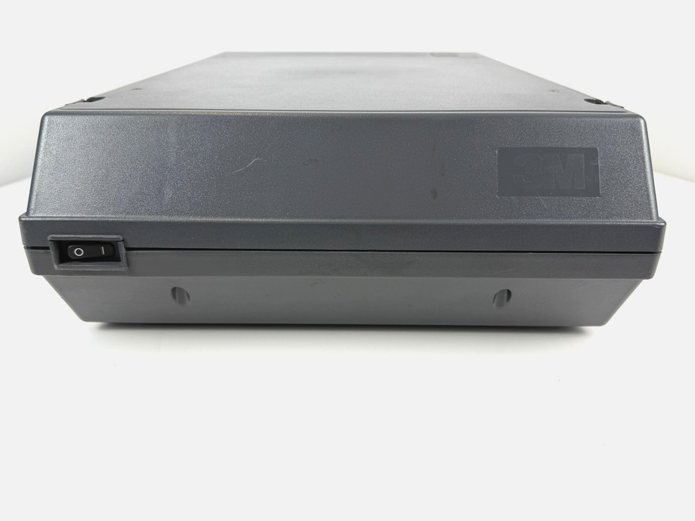 3M 2000 AG Overhead Projector Briefcase Portable Transparency Projector (tested)