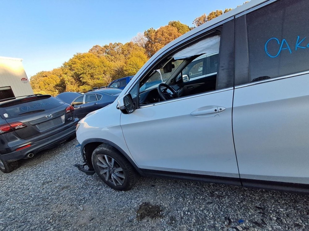 PILOT 2020 Glove Box 4864155