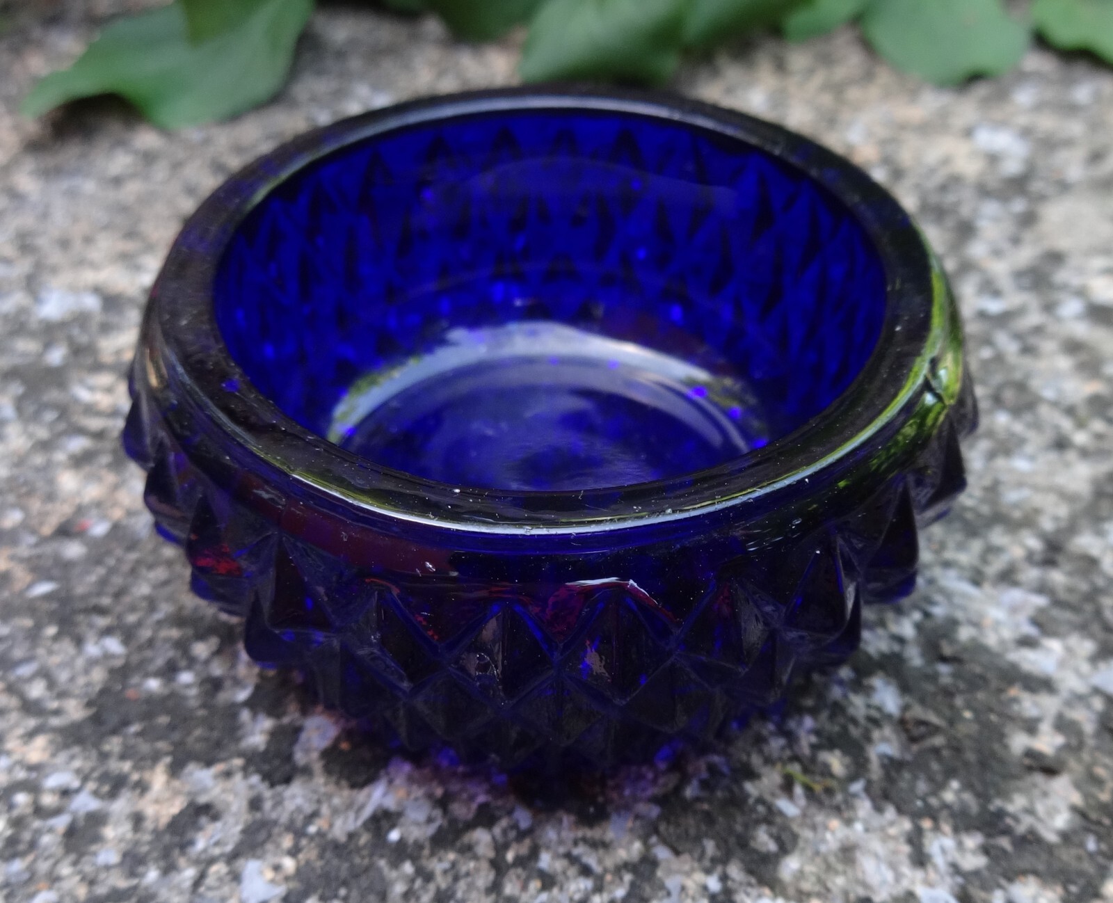 Cobalt Blue Glass Open Salt Dip, Cellar, Dish w/Diamond Point Pattern!