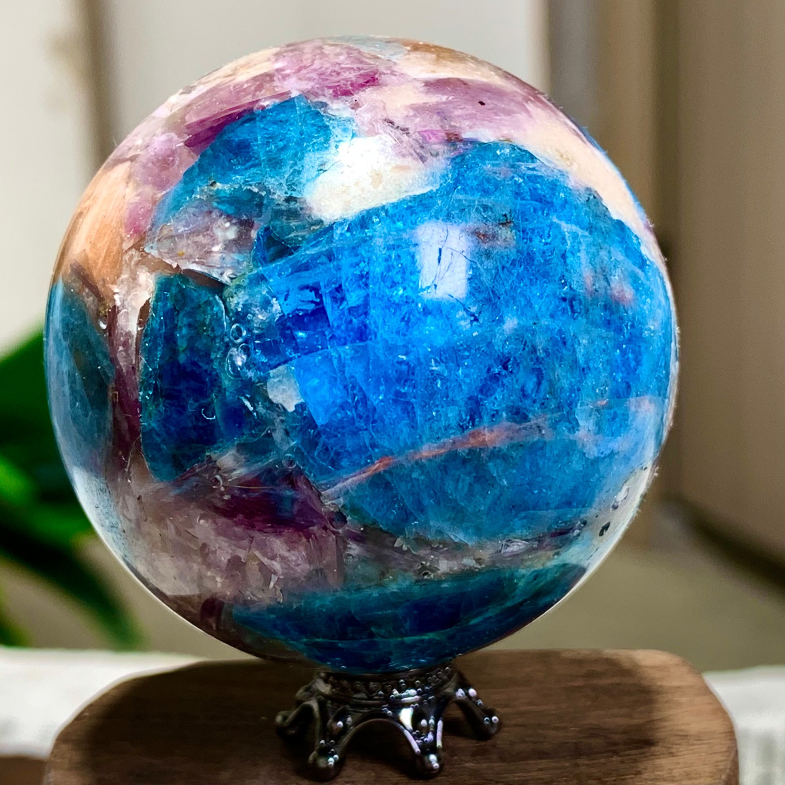 170G Natural Blue Aptite +Sun Stone purple lepidolite Sphere mineral sample