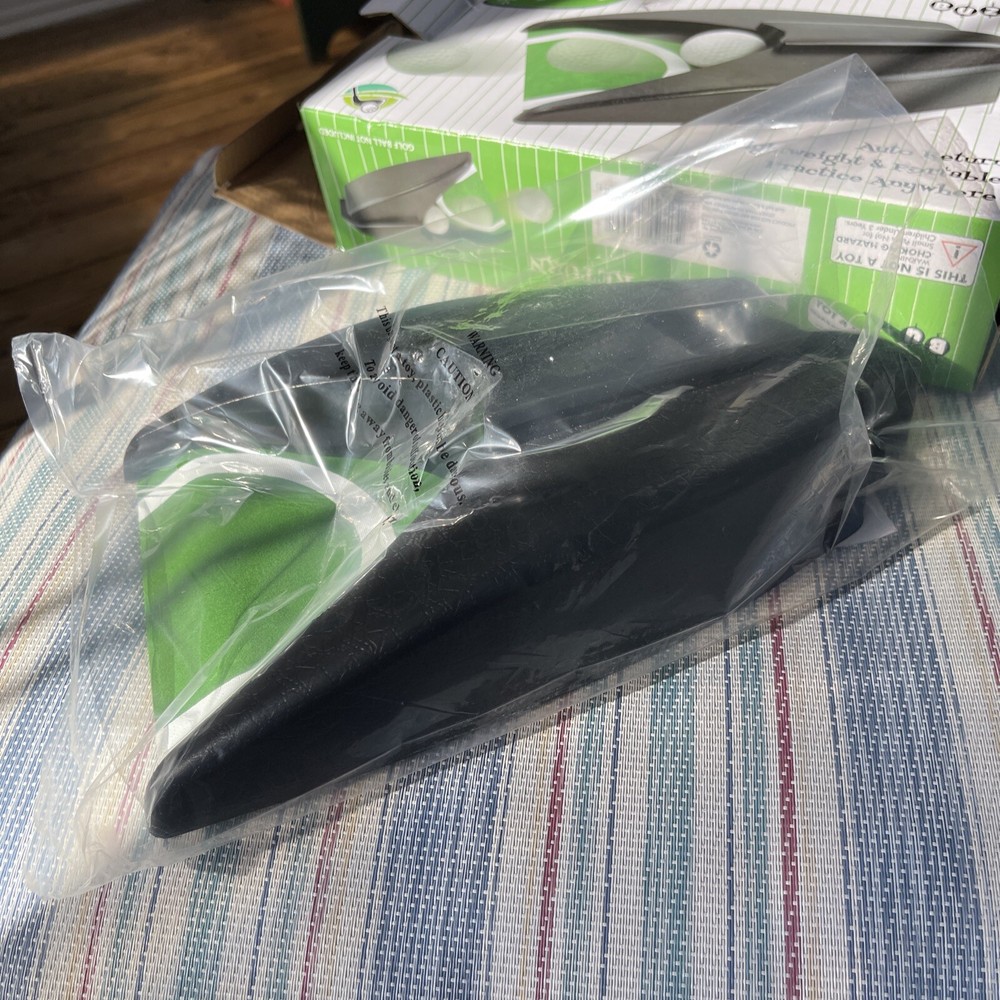 Buzzy Auto Putt Return Device NEW Lightweight Practice Golf Putting