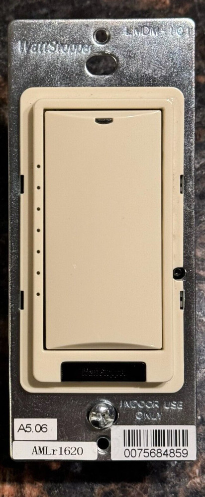 LMDM-101 Legrand Wattstopper Digital Switch (1 unit)