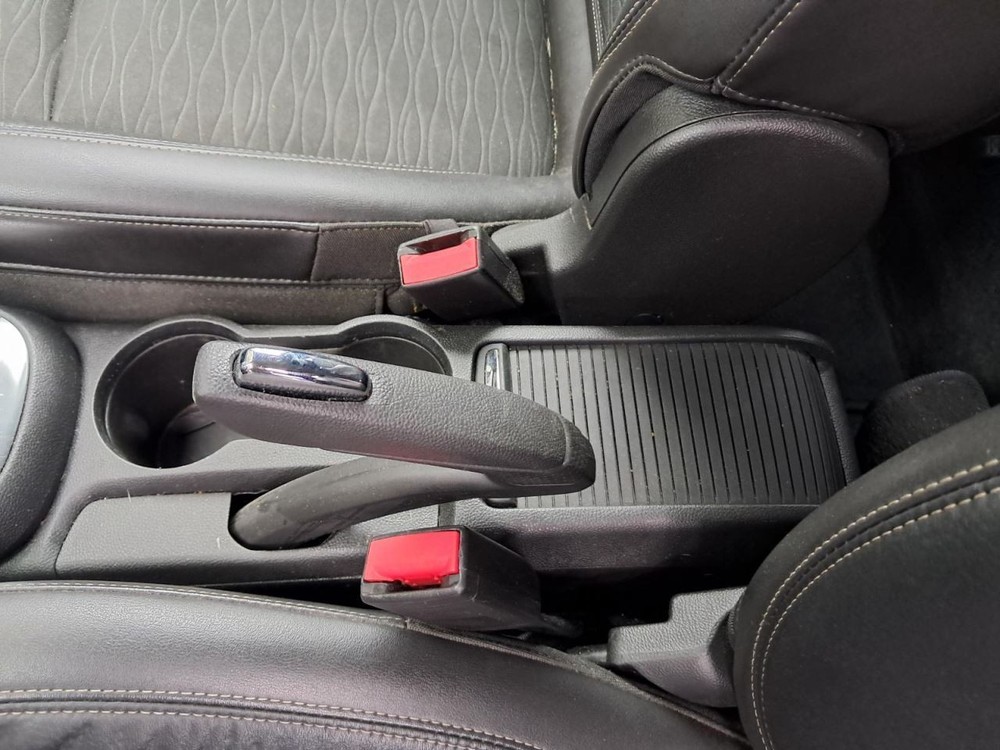 ENCORE 2016 Glove Box 4743216