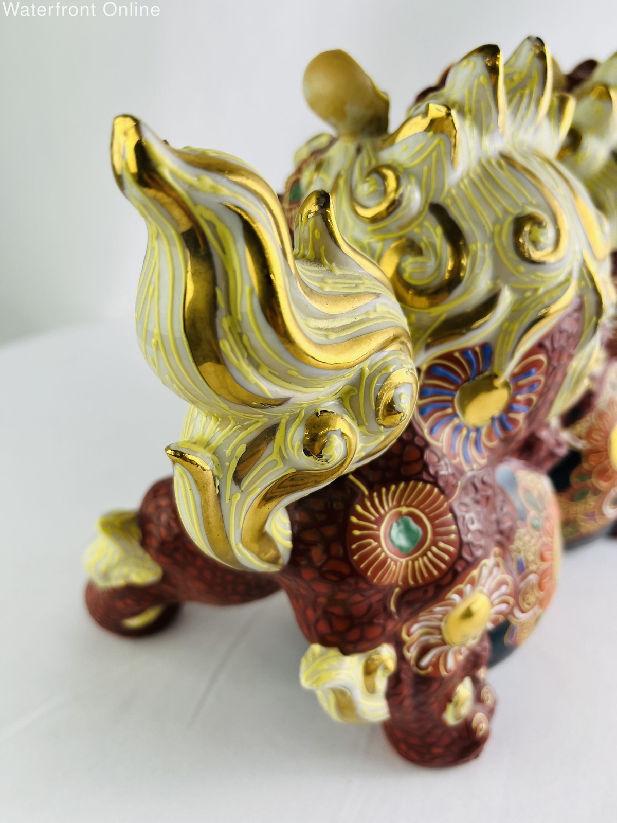 Kutani Shishi Foo Dogs Guardian Lions Red with Gold Accent Vintage Chinoiserie