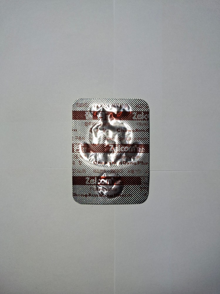 Single dose clean by expelling or destroying them by worms 구충제