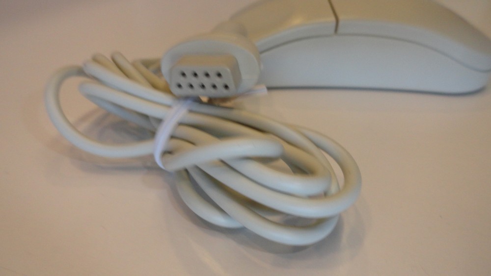 BB3: Vintage Nimble 3 button mouse