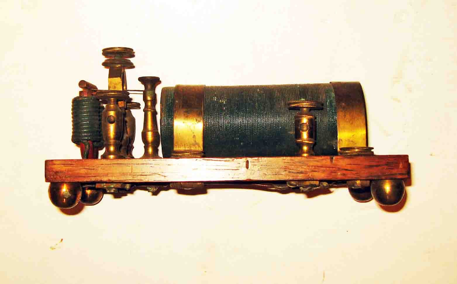 RARE c1845 DANIEL DAVIS Jr Boston QUACK MEDICAL ELECTRICAL COIL /BRASS BALL FEET