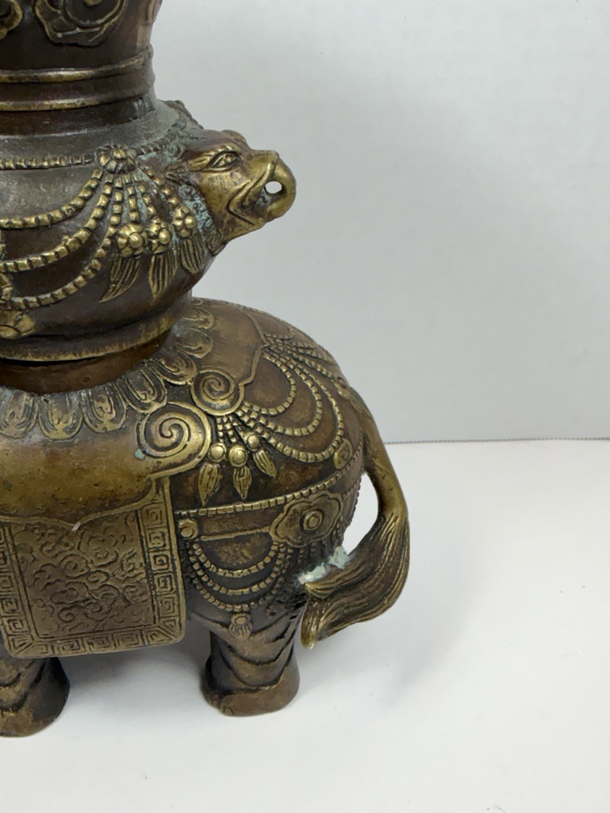 Vintage Chinese Bronze Elephant Censer Incense Burner Vase 7.5” Tall Heavy