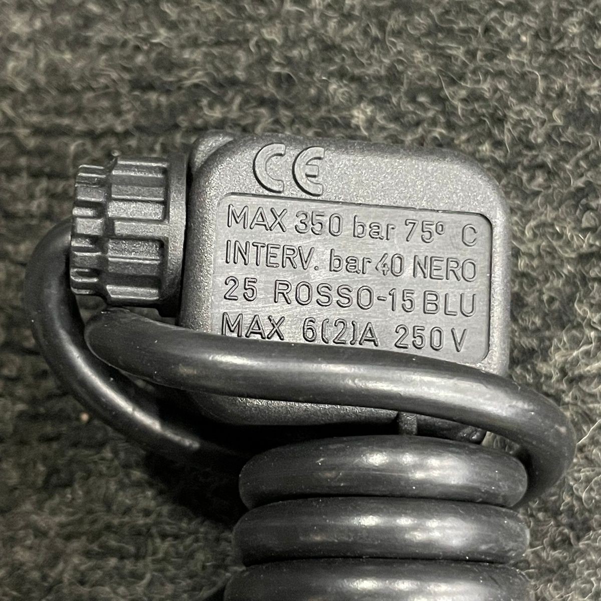 VB8 Unloader Valve 3/8" With Switch, 3650 PSI