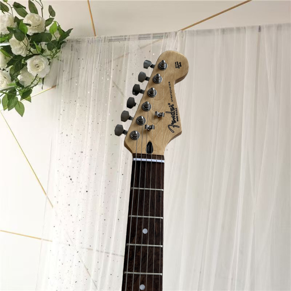 エレキギター、新品、カラーシルバー、送料無料、空輸、高品質、音質優美、6弦