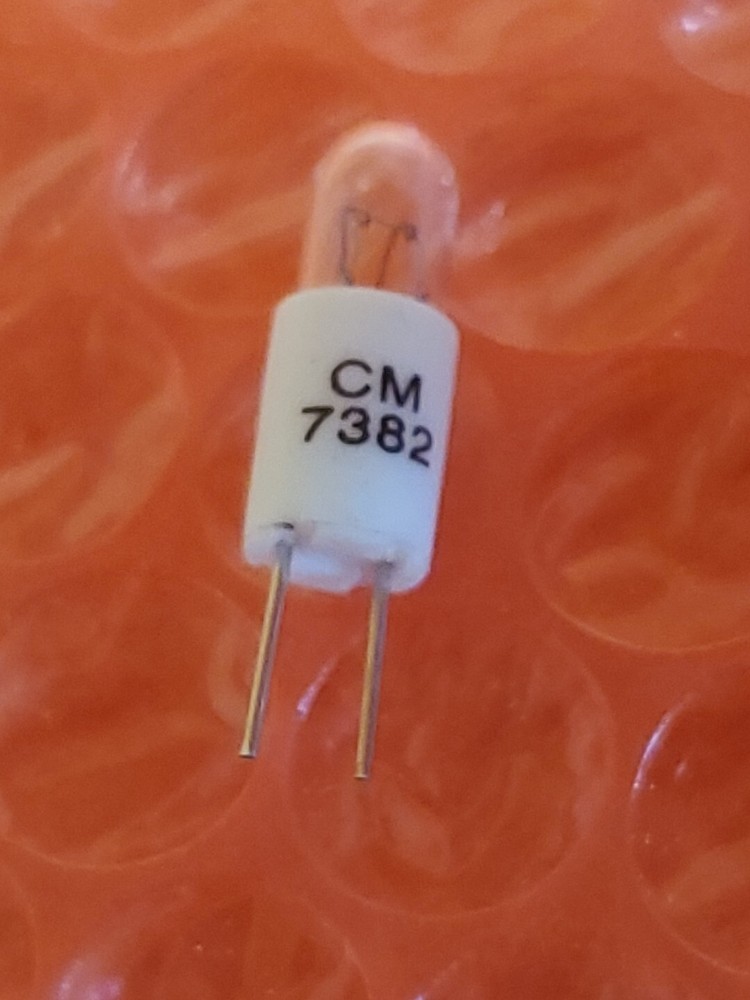 (10) LIGHT BULB / LAMP 7382