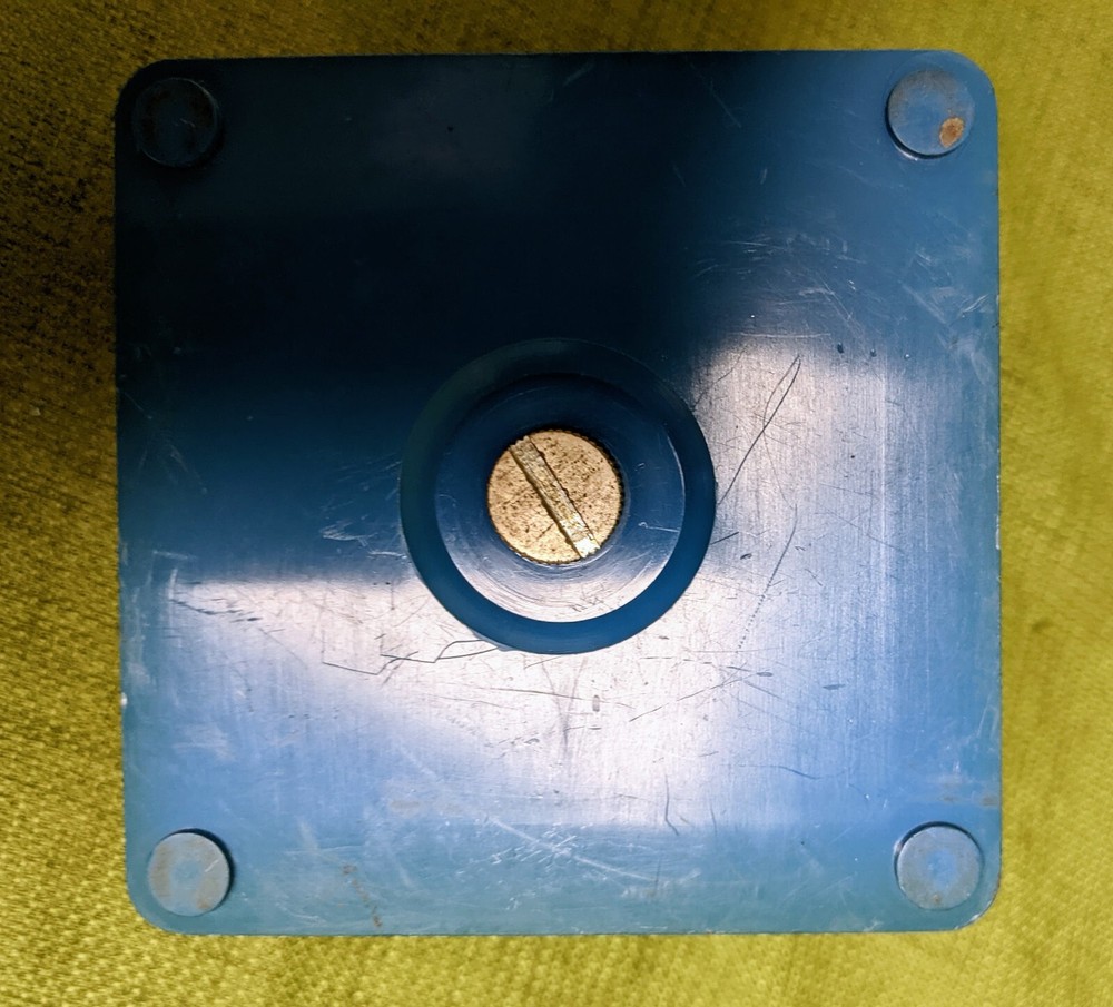 Dosimeter Charger Model 909, All tested working.