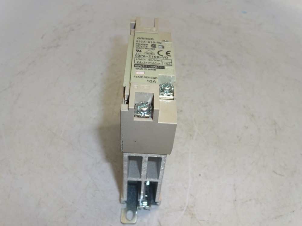 OMRON G23A-210B-VD SOLID STATE RELAY