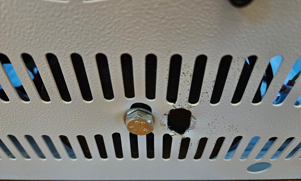 AUTOMATIC COMPUTER WIRE STRIPPING MACHINE