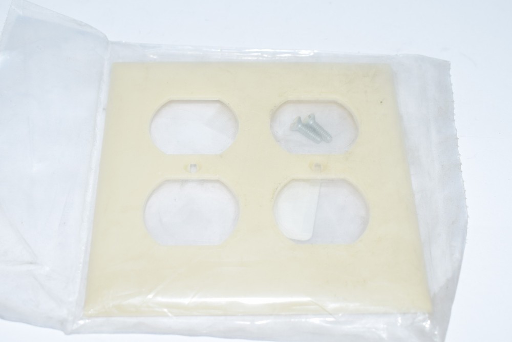 NEW Bryant N2102 Wall Plate Ivory