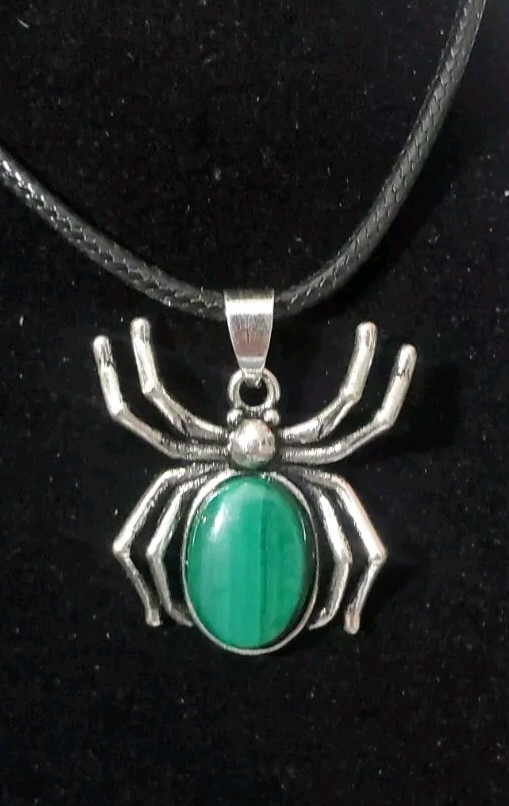 Spider Pendant Malachite