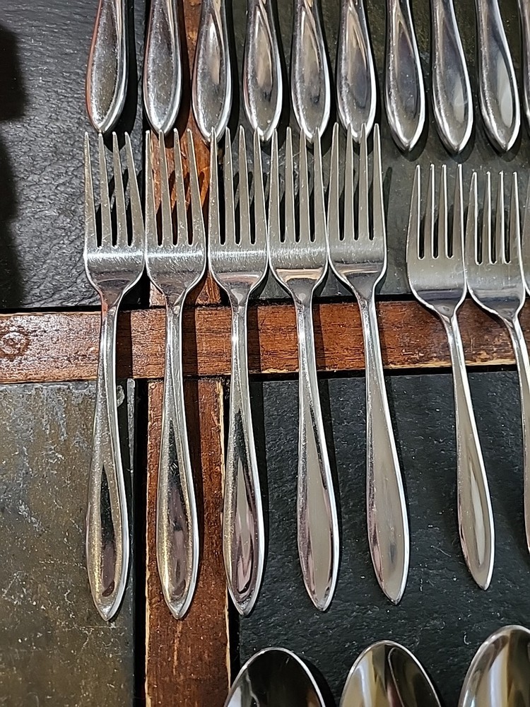 28 Stegorcraft Stainless Silverware Flatware Set StegorCraft