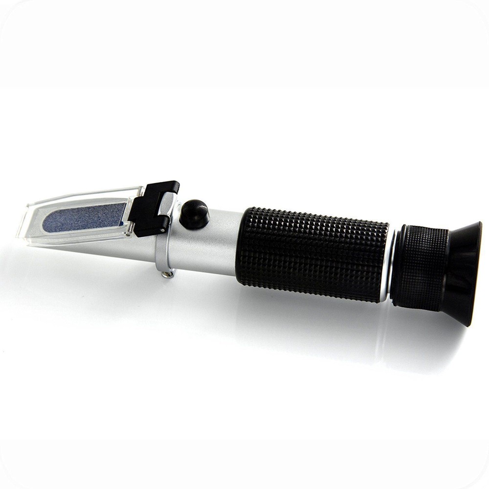 Refractometer with Automatic Temperature Compensation (0-32 Brix) Triple Scale