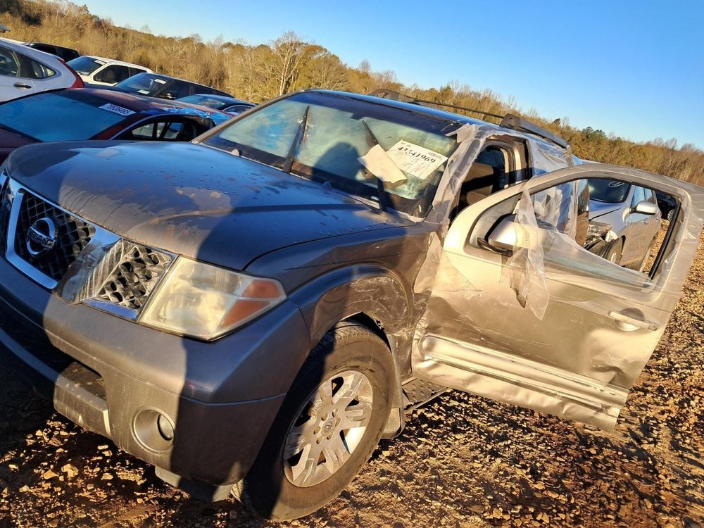 PATHFINDR 2005 Glove Box 4866765