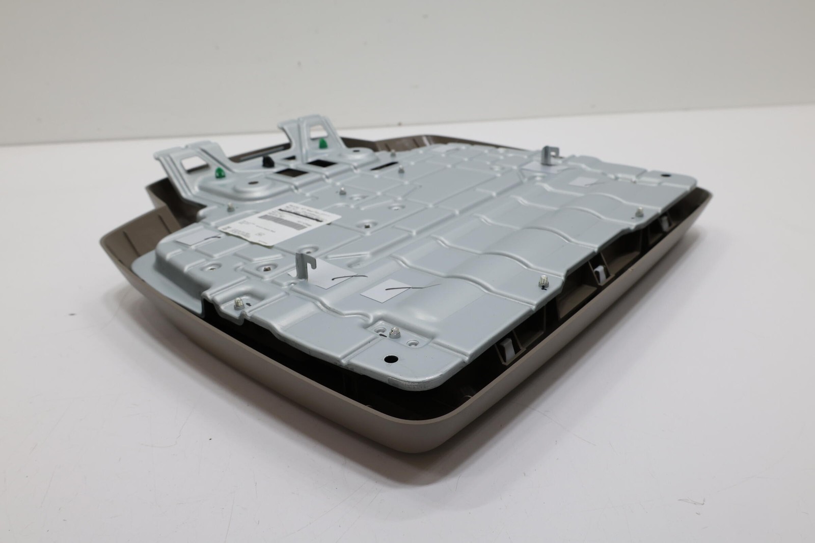 2019 - 2022 HONDA PILOT REAR OVERHEAD MONITOR SCREEN OEM 39460TG7A220M1 BEIGE_BE