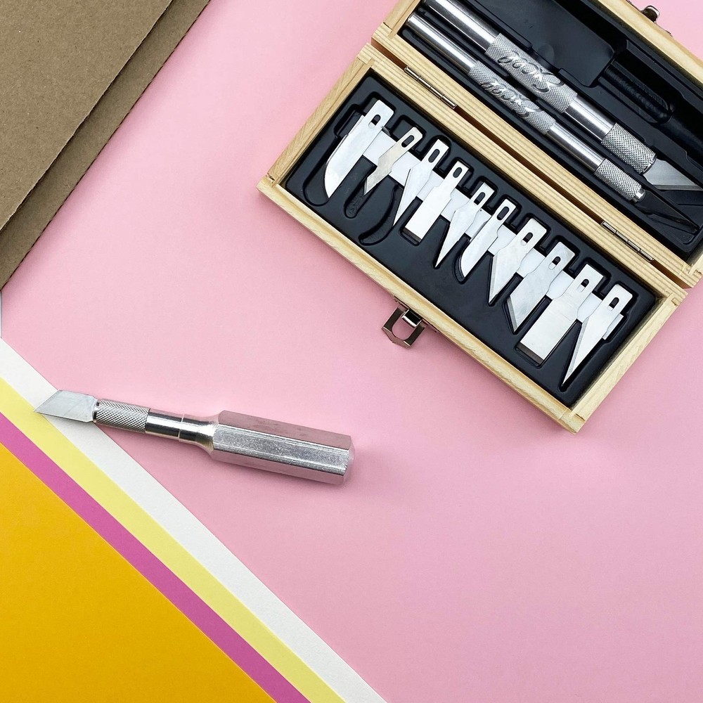 Craftsmen Set, 13-Piece Precision Craft Knife Set With Case – Includes Light ...