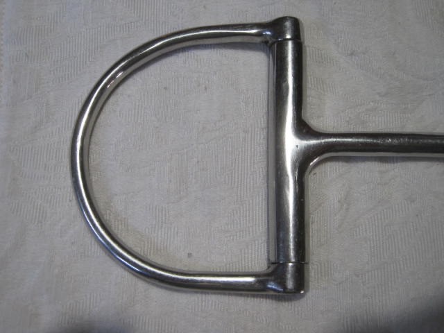 Dee Ring Jointed Snaffle Bit. 5'' Big Dee Rings Stainless Steel
