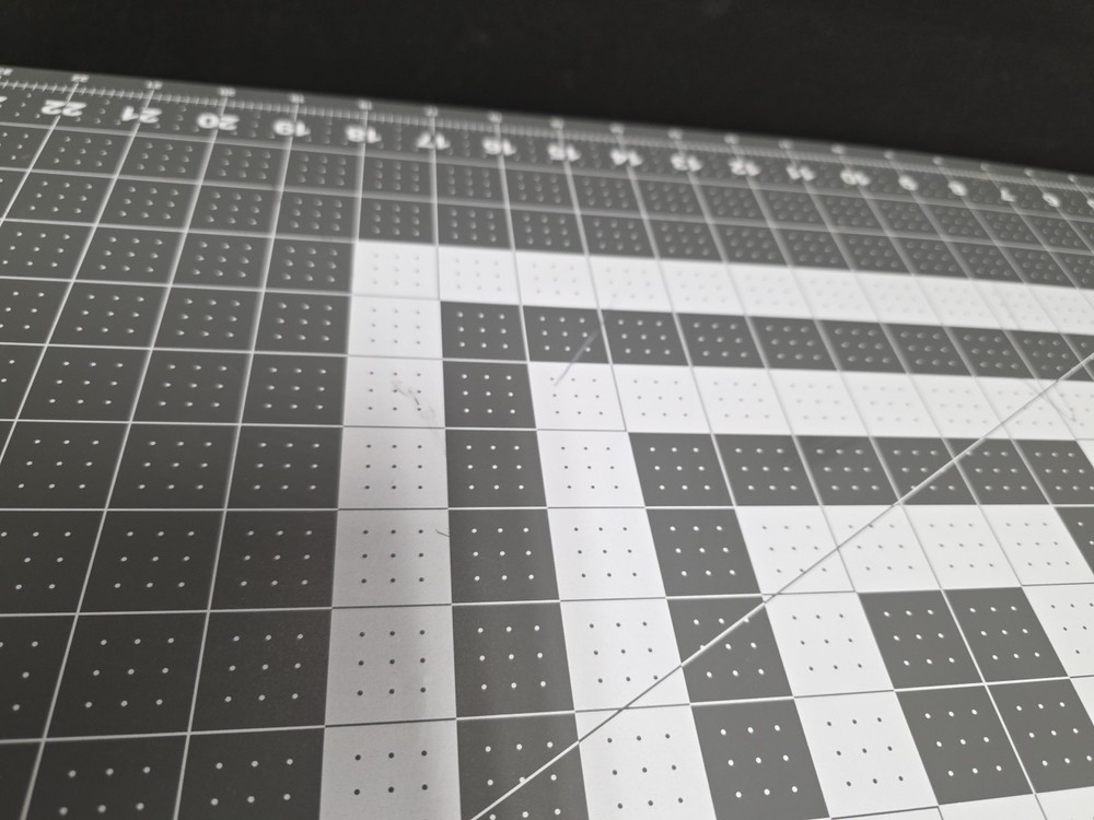 Fiskars Two Sided Cutting Mat 18" x 24"
