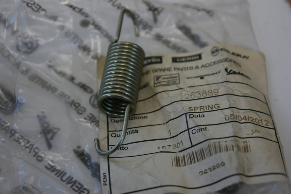 Rear Tailgate Hook Spring Piaggio Quargo